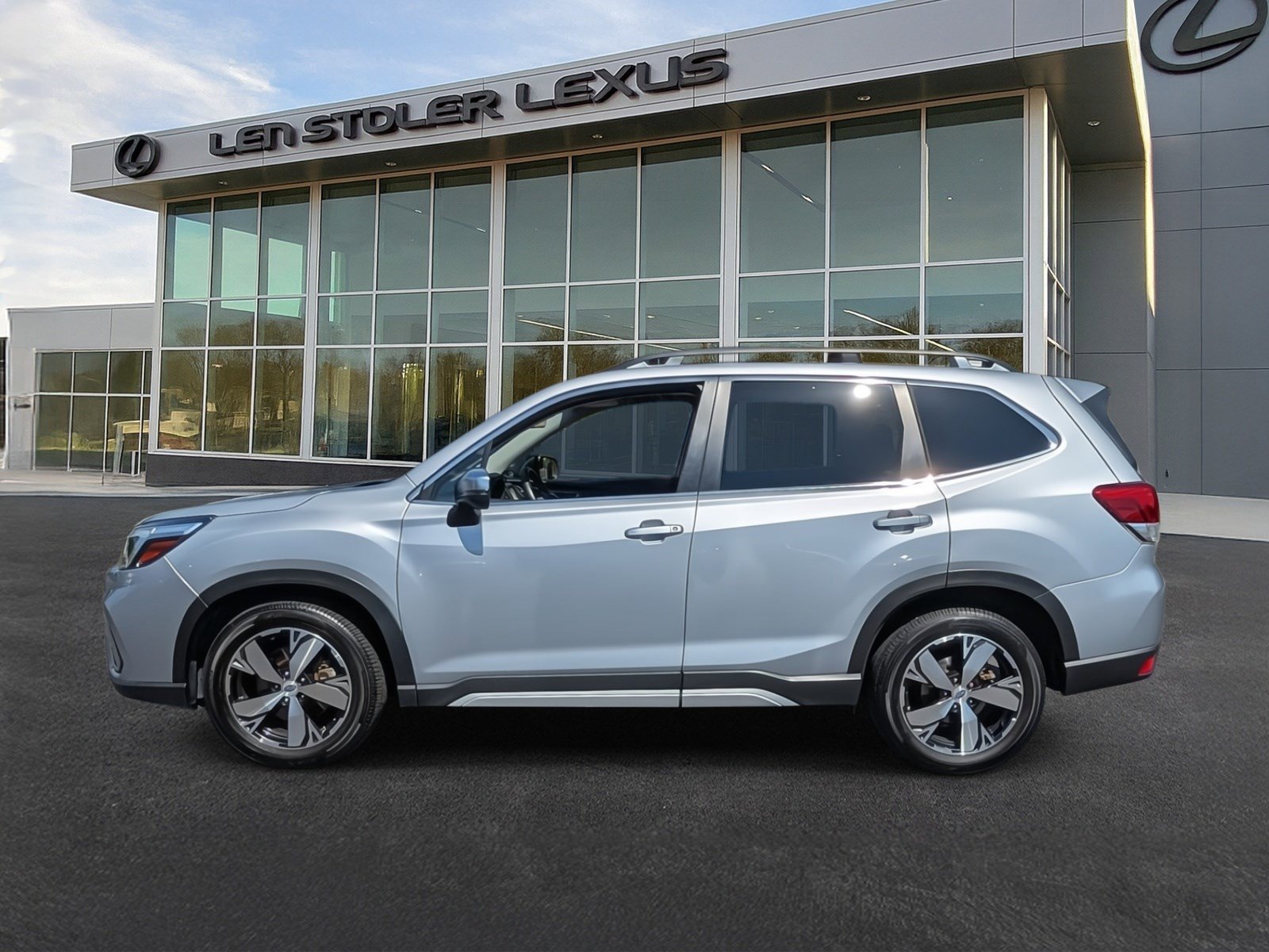 Used 2020 Subaru Forester Touring w/ Popular Package #2 image 7