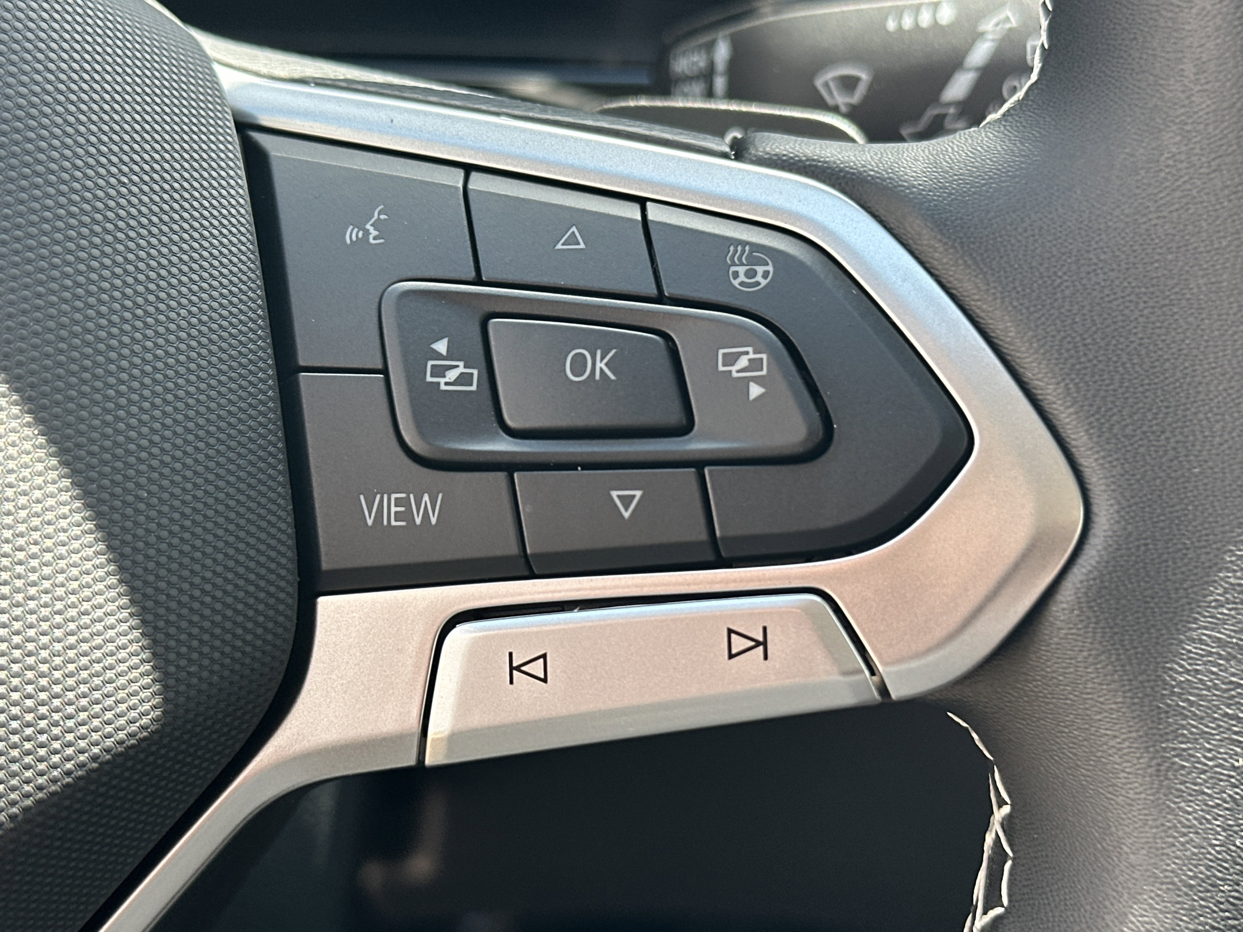 New 2026 Volkswagen Atlas SE image 22