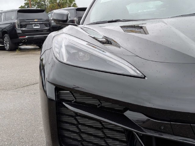 New 2027 Chevrolet Corvette Grand Sport w/ Z52 Sport Performance Package RWD image 10