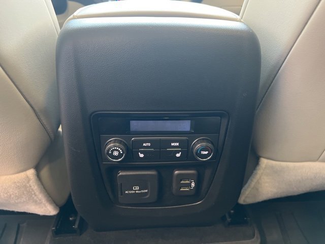 Used 2024 Buick Enclave Avenir w/ Avenir Technology Package image 20