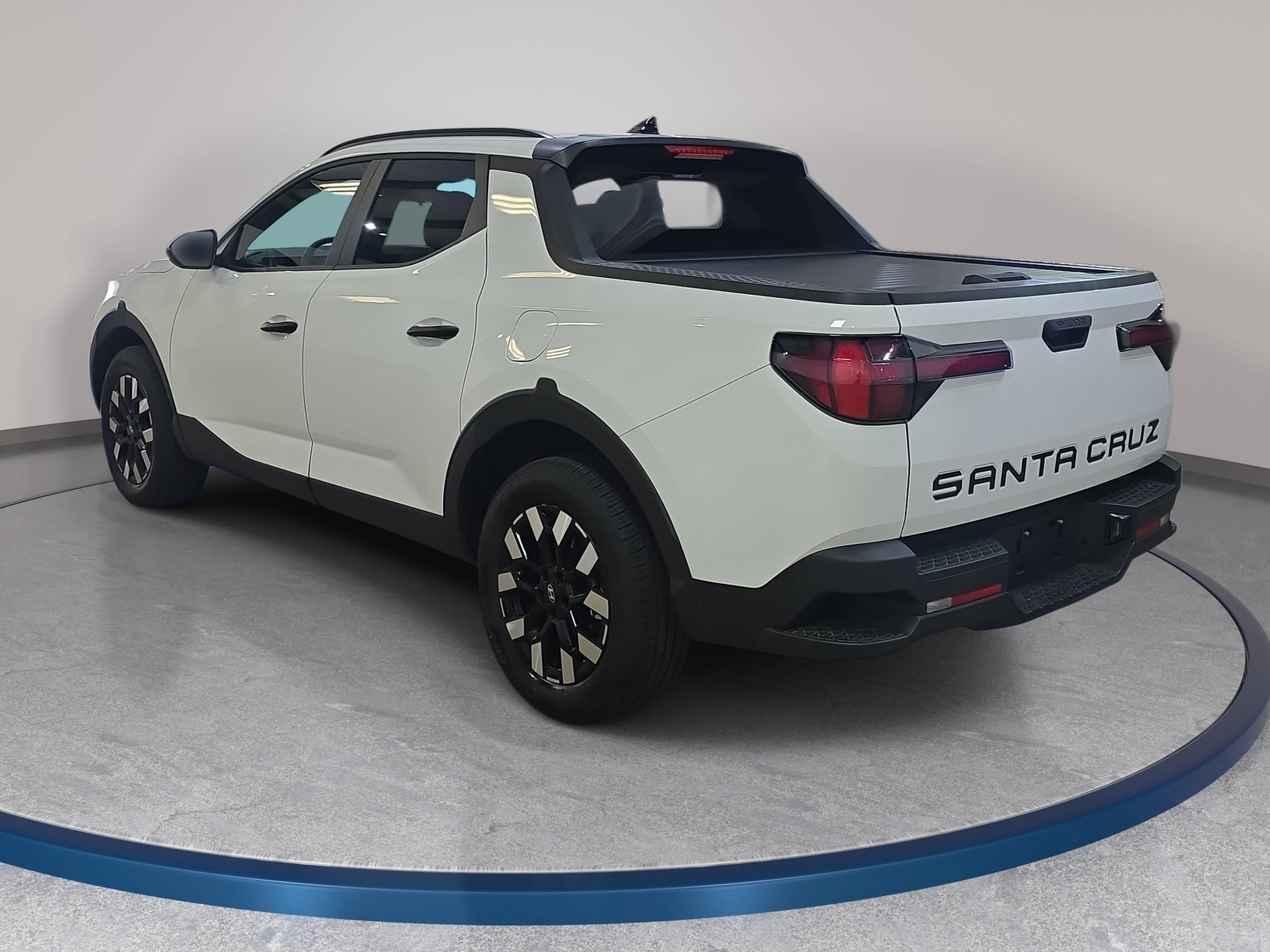 Used 2026 Hyundai Santa Cruz SEL FWD image 8