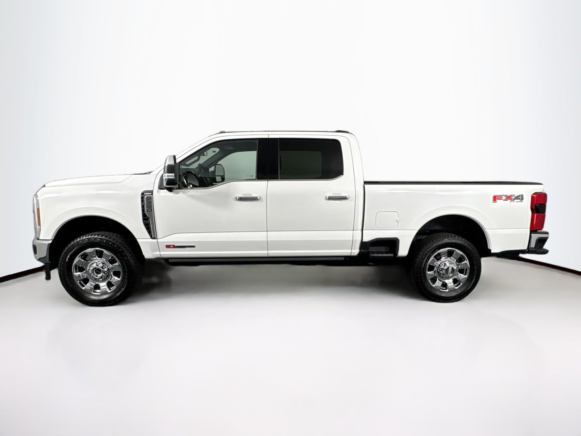Used 2025 Ford F250 Lariat w/ Lariat Ultimate Package AWD/4WD image 11
