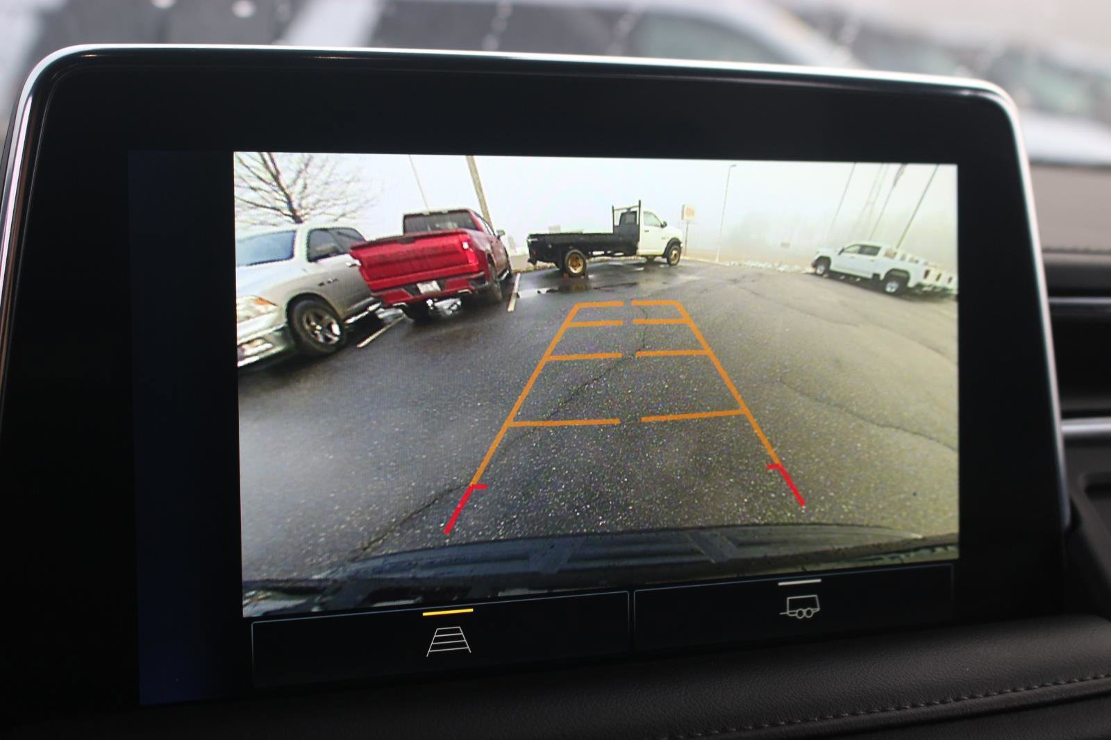 Used 2023 Chevrolet Suburban LT image 24