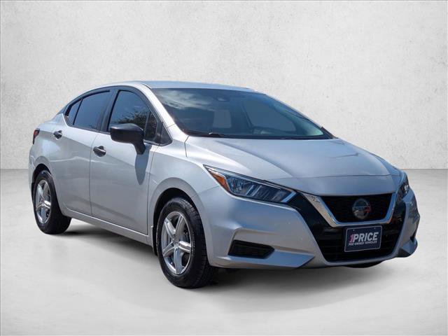 Used 2021 Nissan Versa S image 3