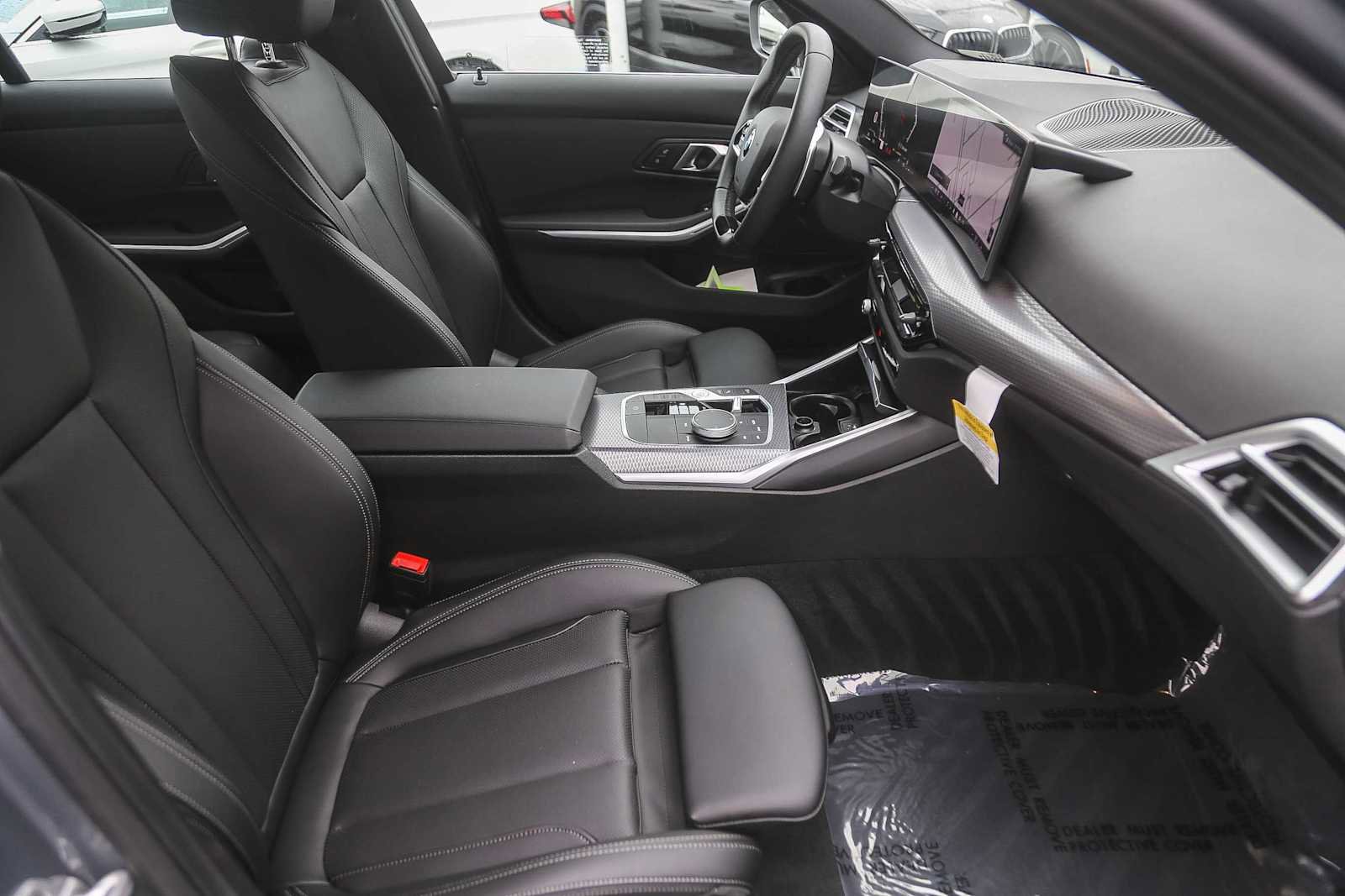 Used 2025 BMW 330i xDrive Sedan image 13