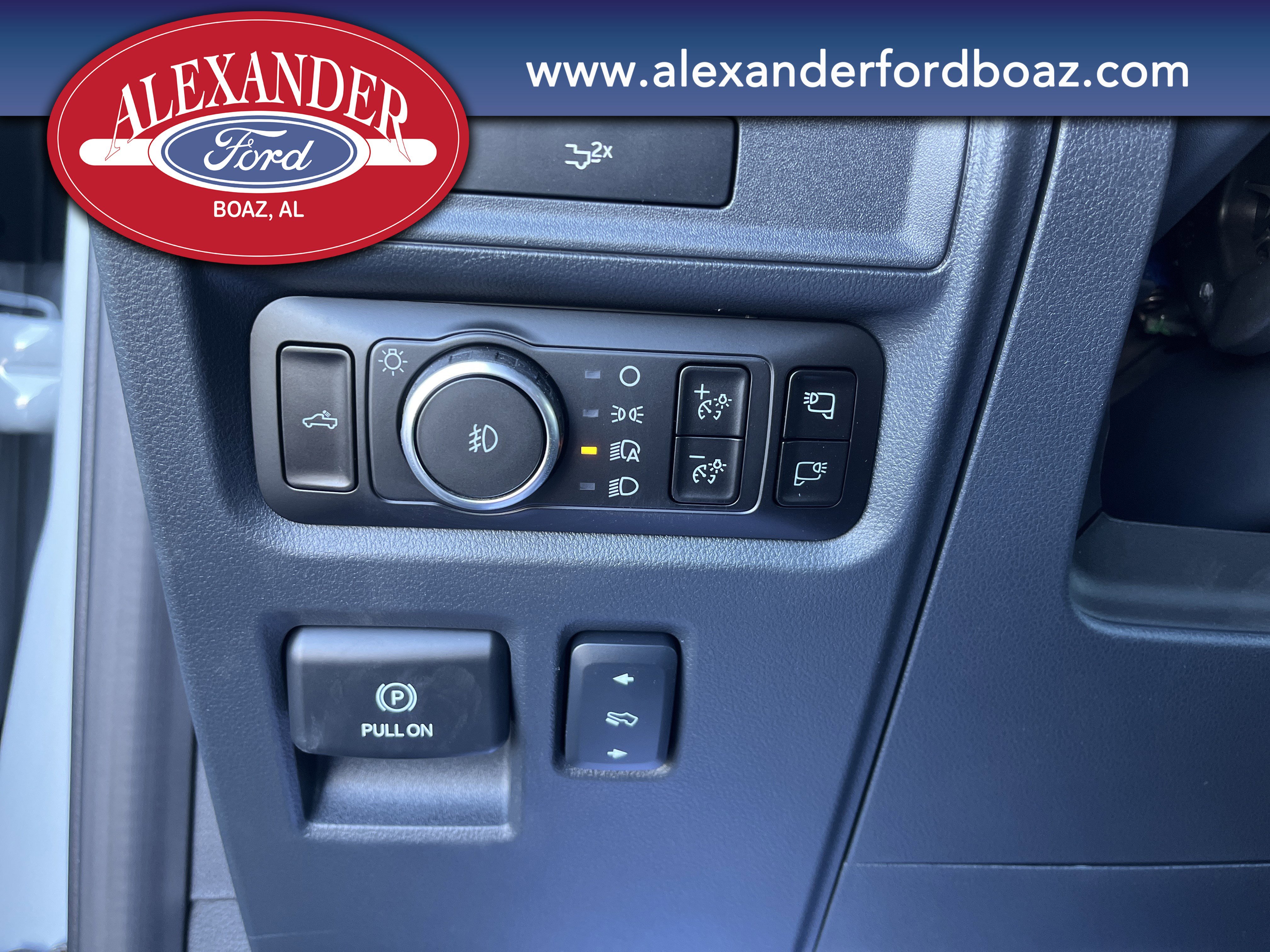 New 2026 Ford F150 Lariat w/ Equipment Group 501A Mid image 27