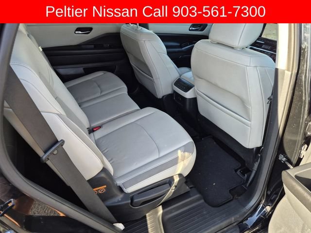 Used 2022 Nissan Pathfinder SL FWD image 17