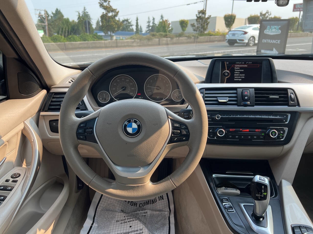 Used 2012 BMW 328i Sedan w/ Premium Pkg image 23