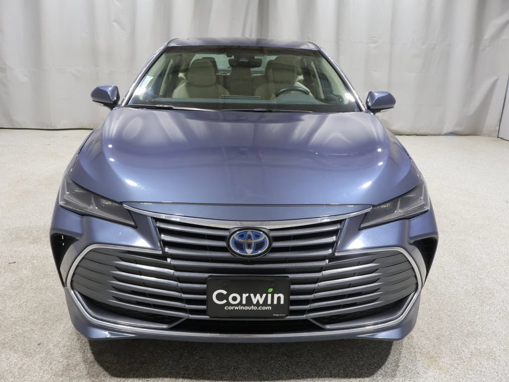 Used 2020 Toyota Avalon Limited w/ All Weather Liner Package FWD image 8