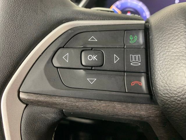 Used 2023 Jeep Grand Cherokee Limited image 18