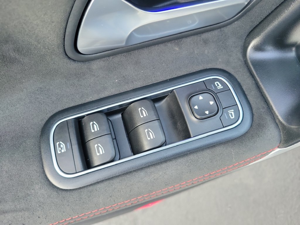 Used 2021 Mercedes-Benz CLA 35 AMG 4MATIC image 20