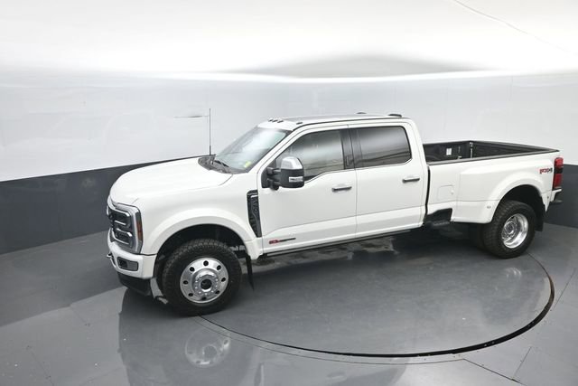 Certified 2024 Ford F450 Platinum w/ FX4 Off-Road Package AWD/4WD image 22