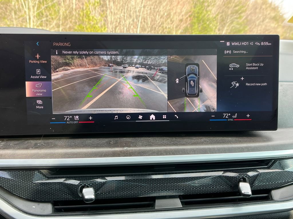 Used 2024 BMW X5 xDrive40i w/ Premium Package image 19