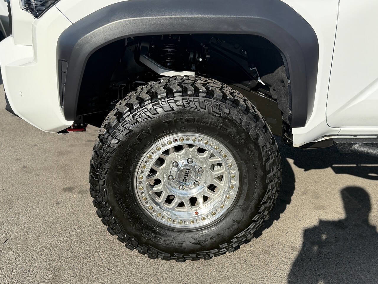 Used 2024 Toyota Tacoma TRD Off-Road w/ TRD Off Road Upgrade Package image 88