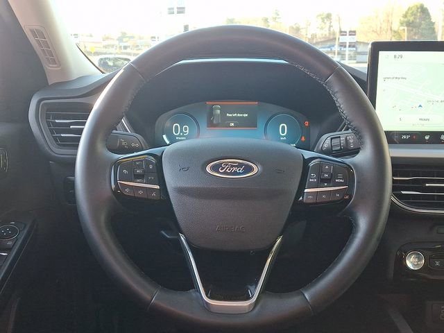 Used 2024 Ford Escape Platinum image 19