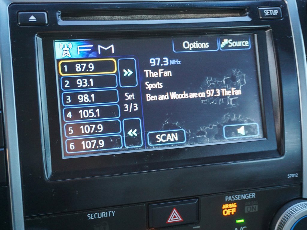 Used 2012 Toyota Camry LE image 24