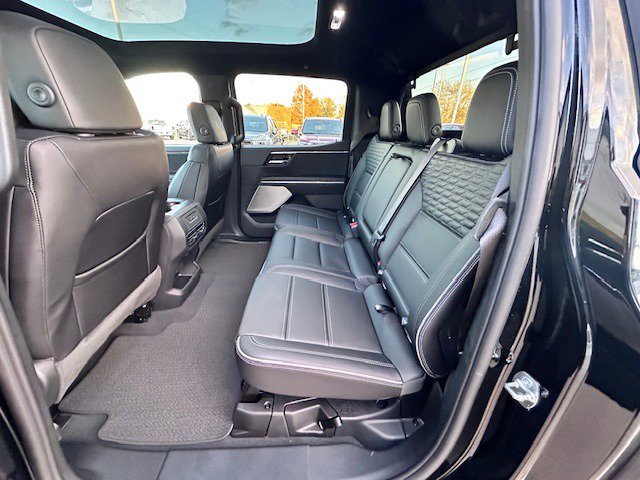 New 2025 GMC Sierra EV Denali image 31