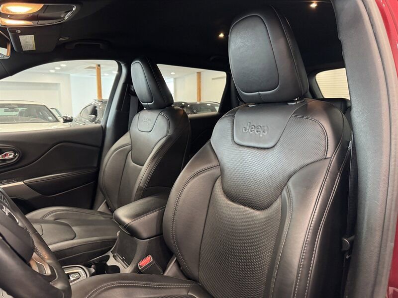 Used 2019 Jeep Cherokee High Altitude image 22