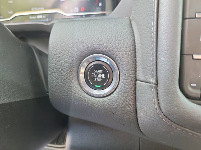 Used 2023 GMC Yukon Denali AWD/4WD image 25