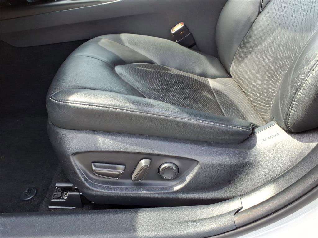 Used 2023 Toyota Camry XSE w/ Cold Weather Package image 16
