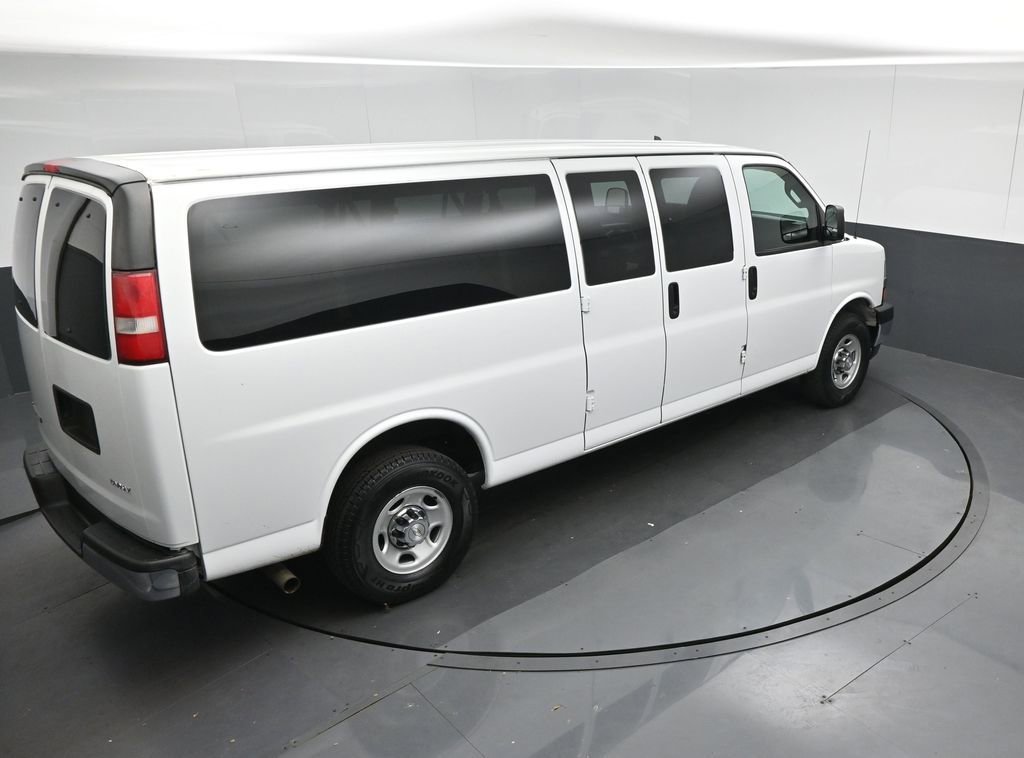 Used 2017 Chevrolet Express 3500 LT w/ LT Preferred Equipment Group RWD image 53