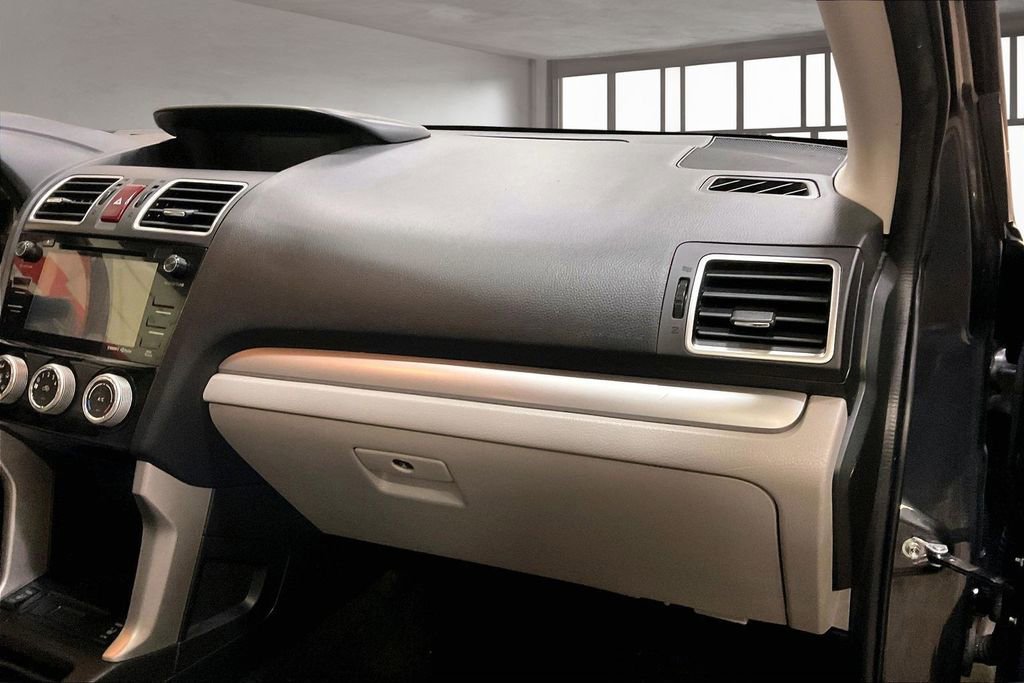 Used 2016 Subaru Forester 2.5i Premium image 16