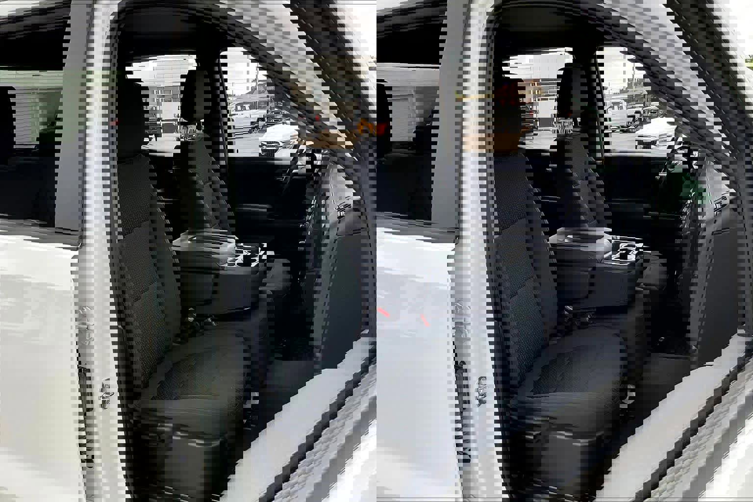 Used 2020 Chevrolet Silverado 1500 Custom w/ Custom Value Package RWD image 6