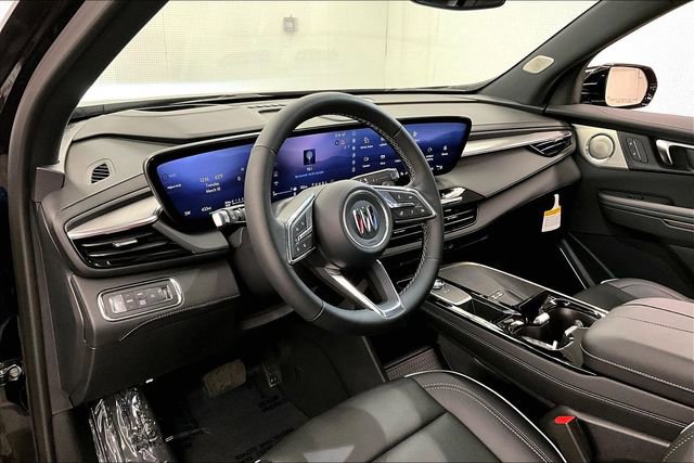 Used 2025 Buick Enclave Avenir w/ Trailering Package, 5000 lbs. image 15