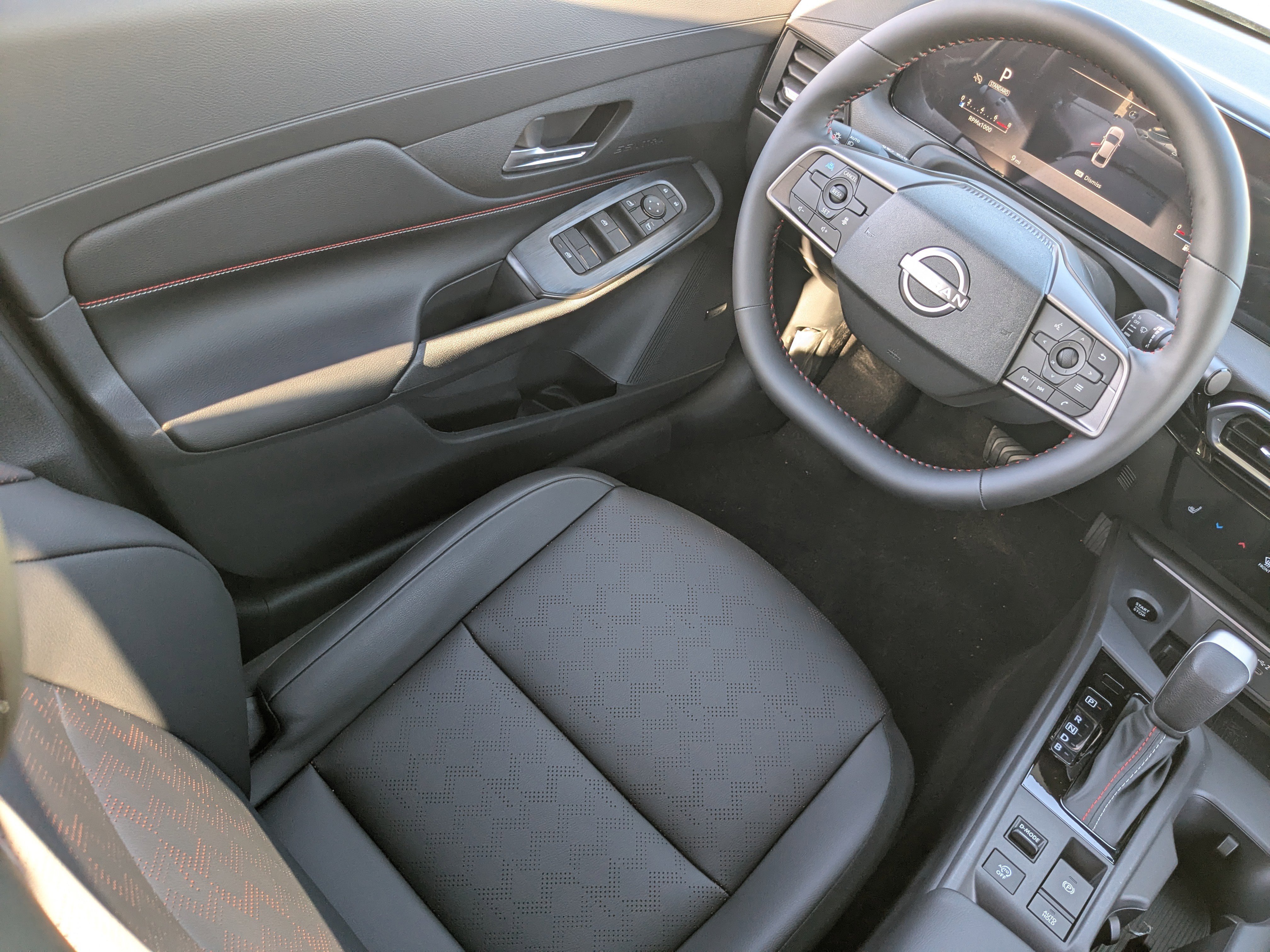 New 2026 Nissan Sentra SR w/ SR Premium Package FWD image 20