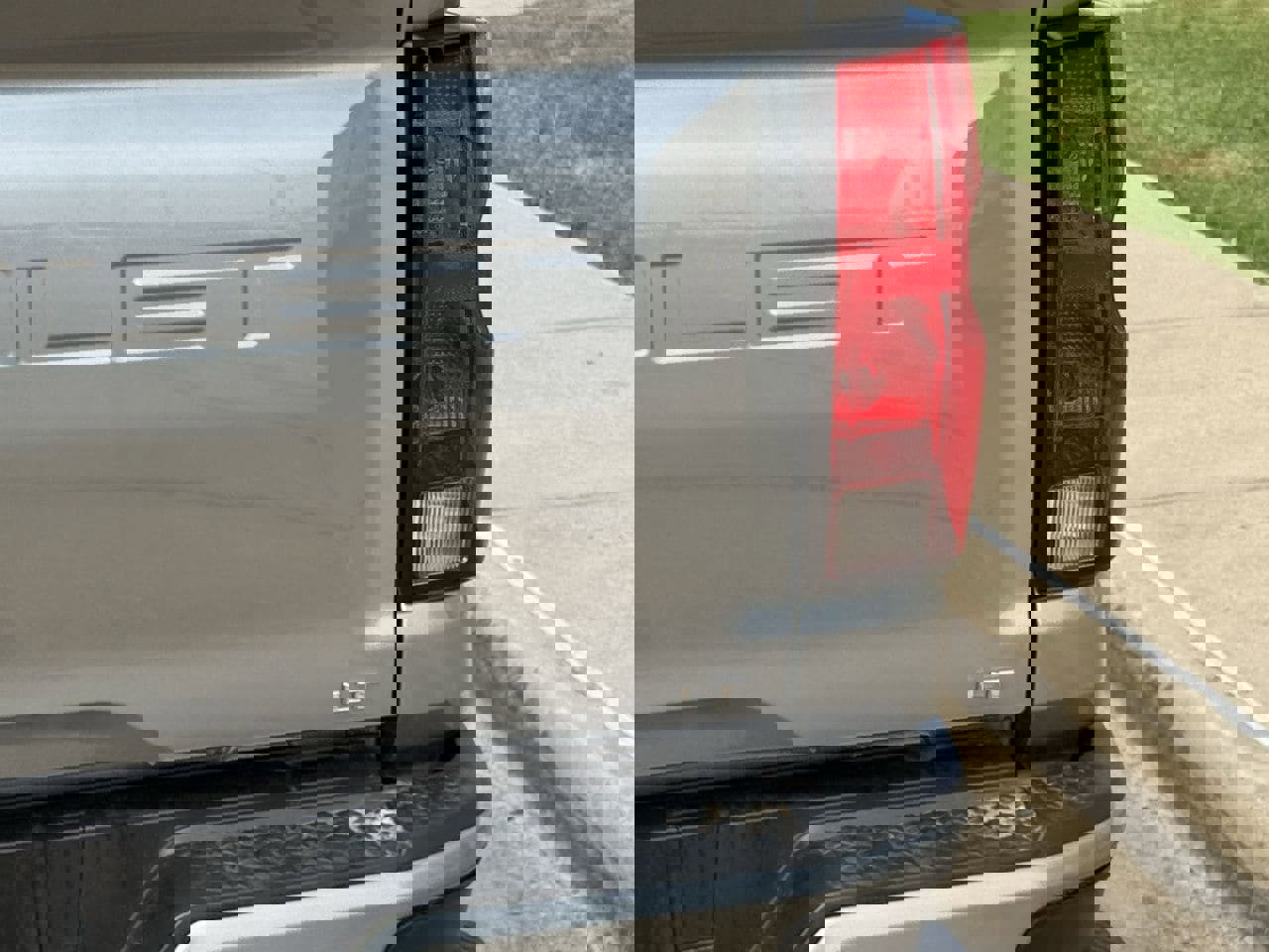 Used 2023 Chevrolet Colorado LT w/ LT Convenience Package II image 7