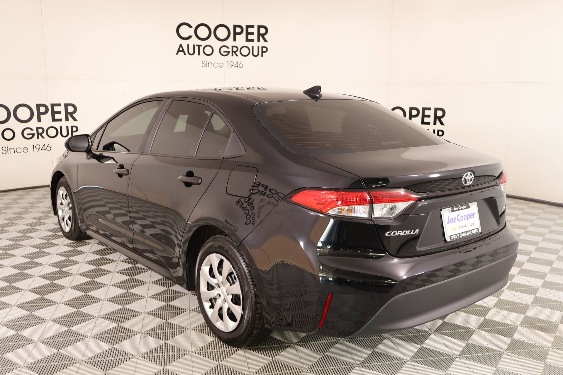 Used 2026 Toyota Corolla LE FWD image 21