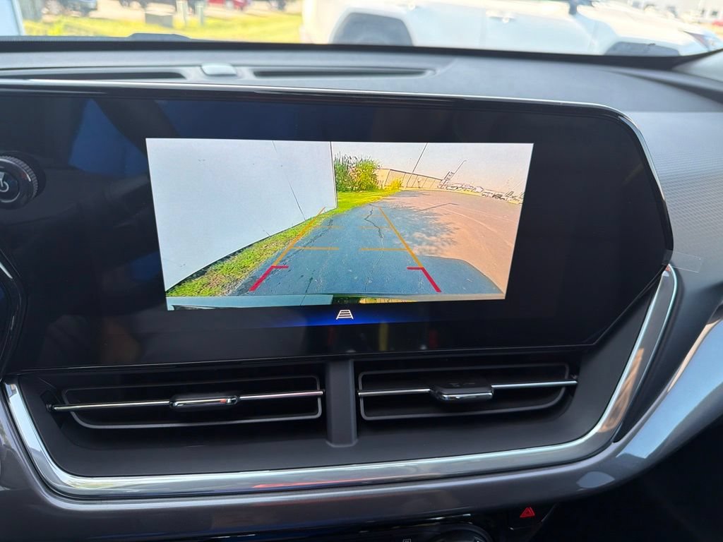 New 2026 Chevrolet Trax ACTIV w/ Driver Confidence Package FWD image 15