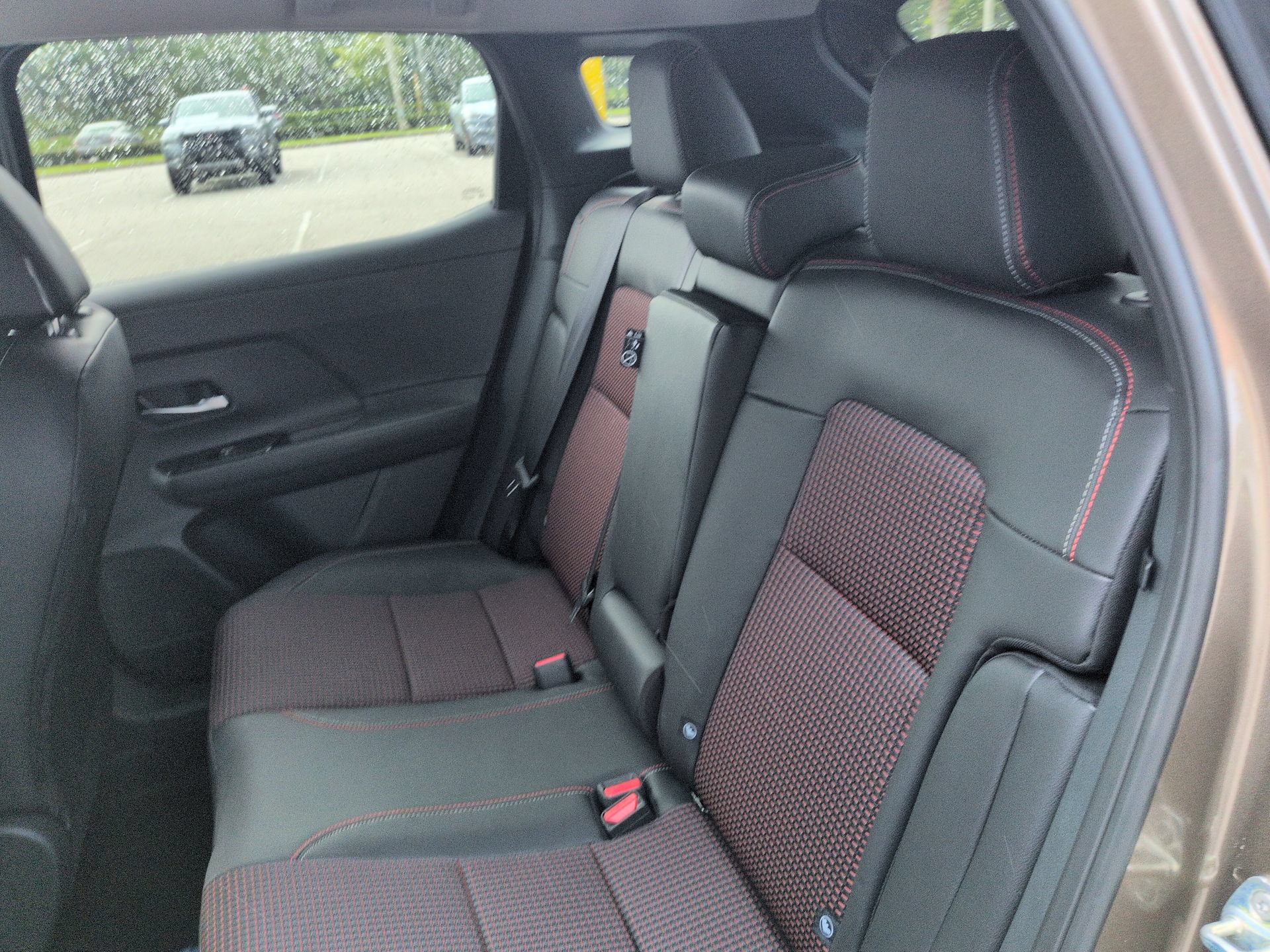 New 2026 Nissan Kicks SR FWD image 15
