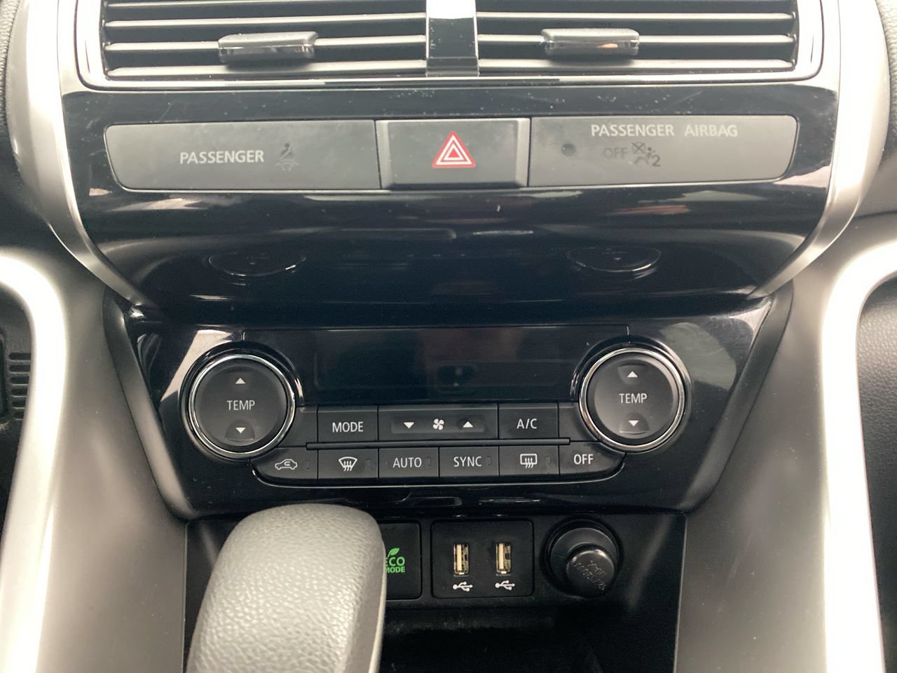 Used 2022 Mitsubishi Eclipse Cross AWD image 23