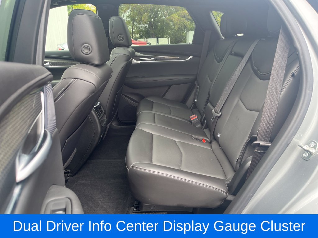 Used 2025 Cadillac XT5 Sportv w/ Technology Package AWD/4WD image 31