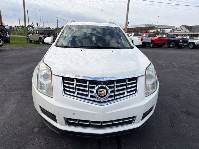 Used 2014 Cadillac SRX Luxury FWD image 2