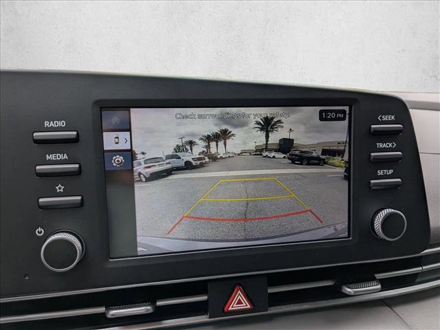 Used 2025 Hyundai Elantra Sport FWD image 14