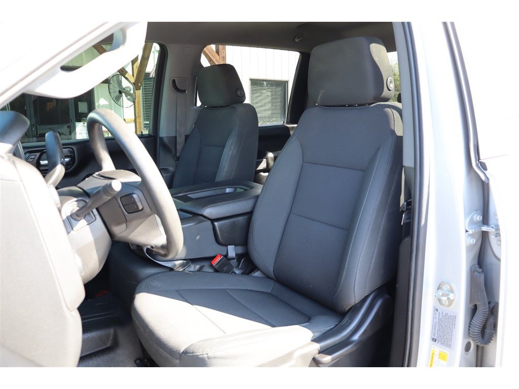 Used 2021 Chevrolet Silverado 2500 Custom w/ Custom Value Package AWD/4WD image 18