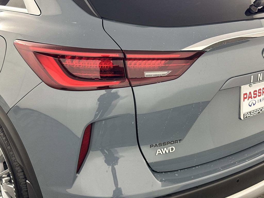 Certified 2023 INFINITI QX50 Luxe image 10