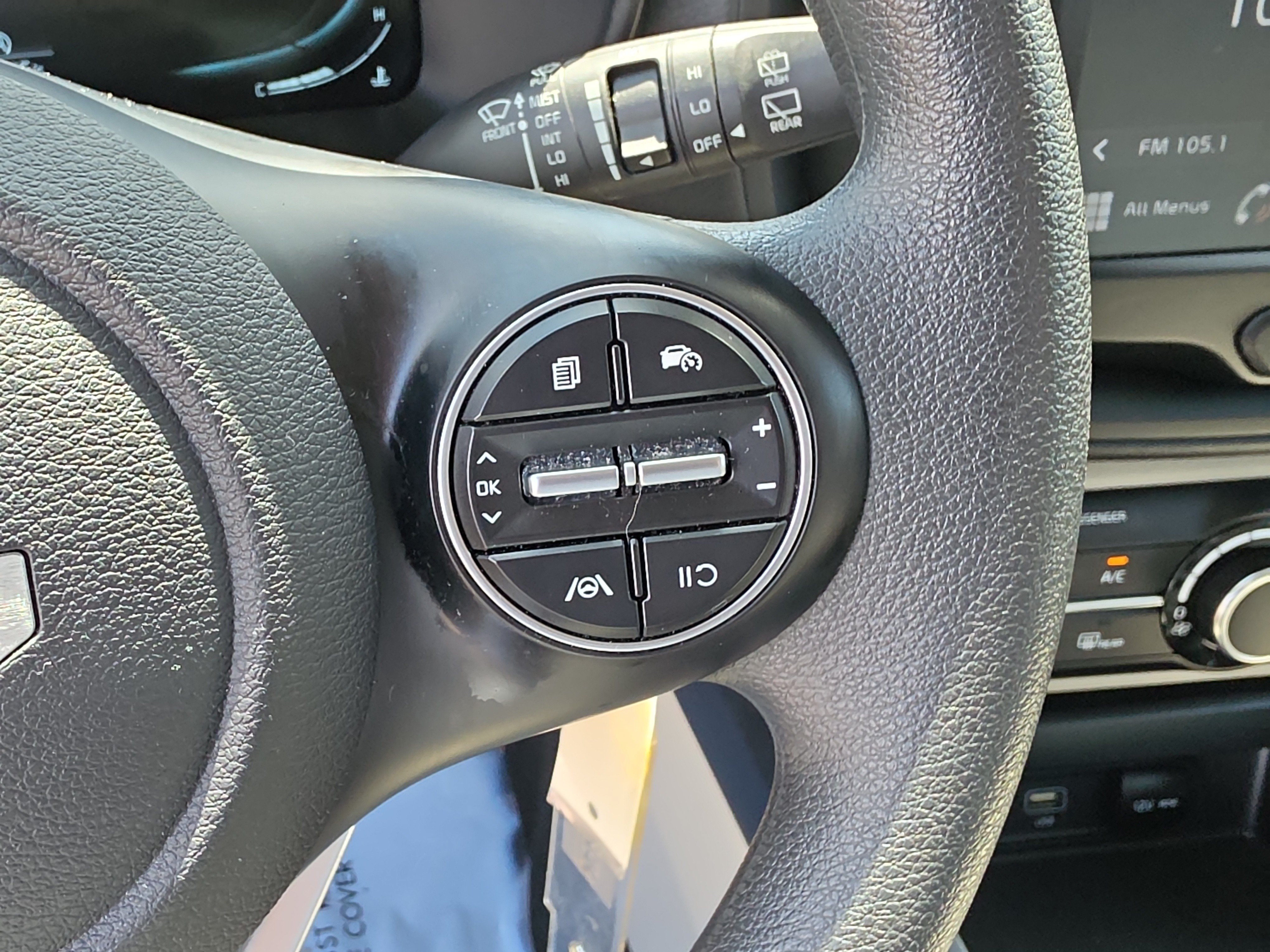 Certified 2024 Kia Soul LX FWD image 29