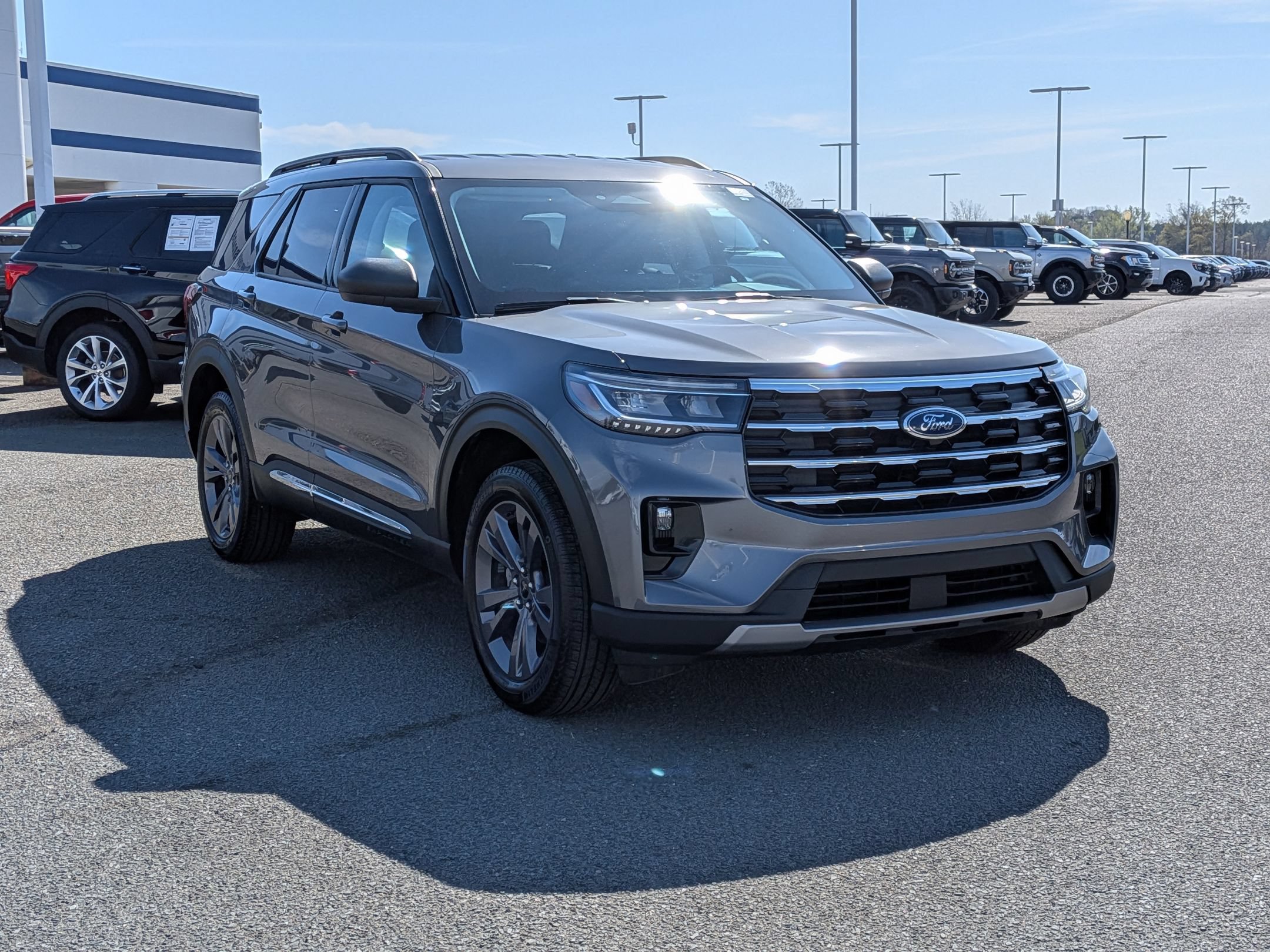 Certified 2025 Ford Explorer Active w/ Active Comfort Package