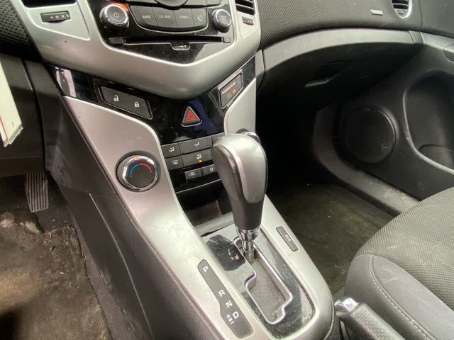 Used 2014 Chevrolet Cruze LT image 8