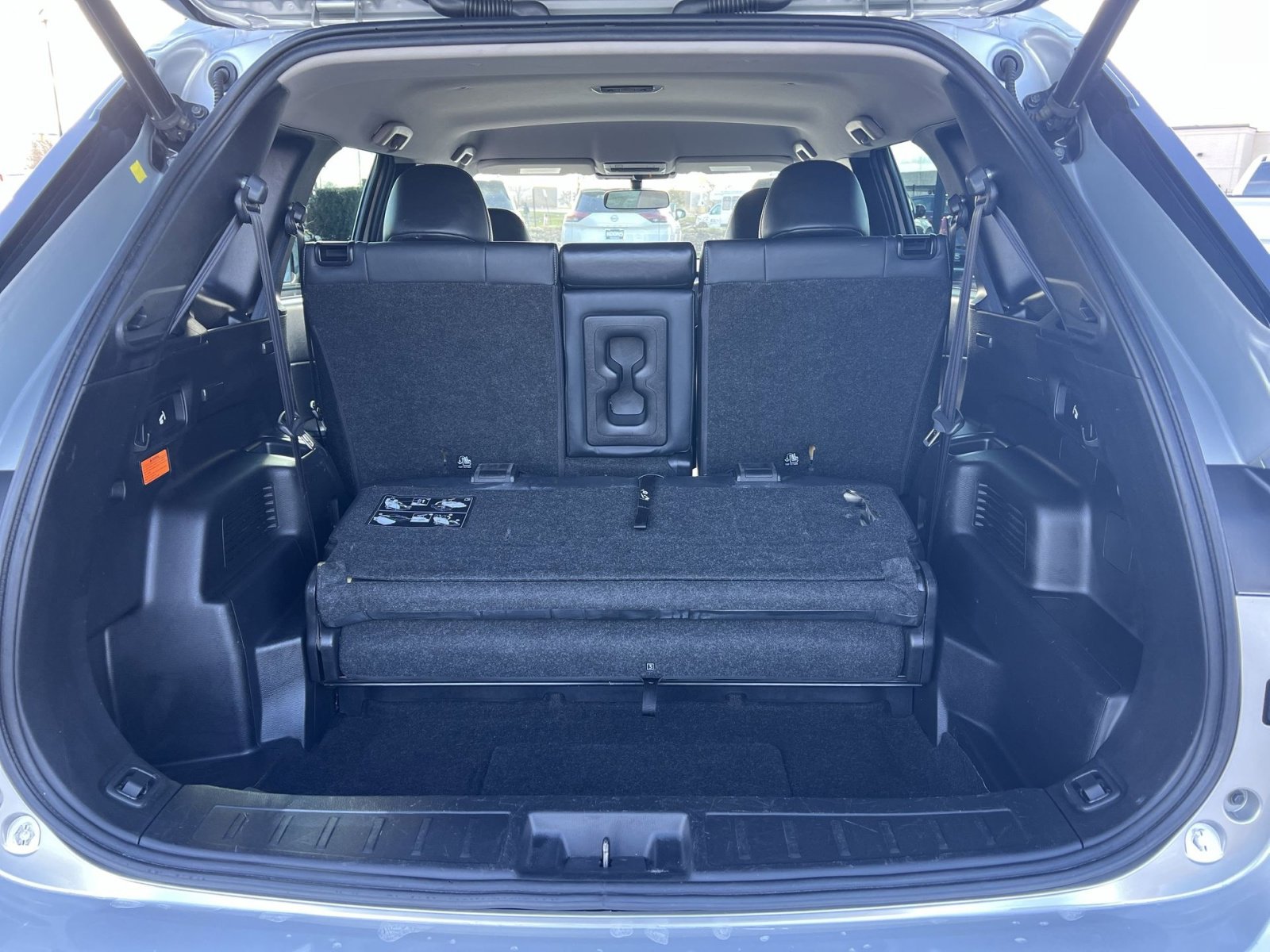 Used 2023 Mitsubishi Outlander SE image 26