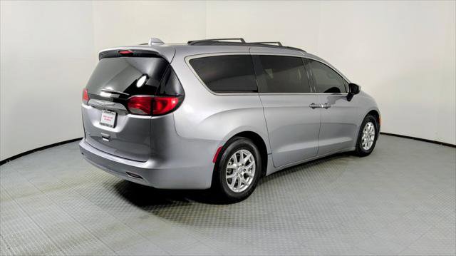 Used 2020 Chrysler Voyager Lxi image 7