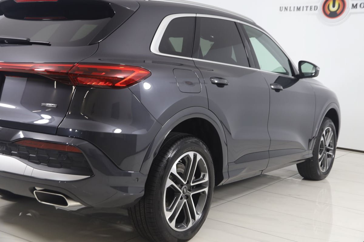Used 2026 Audi Q5 Premium Plus AWD/4WD image 45