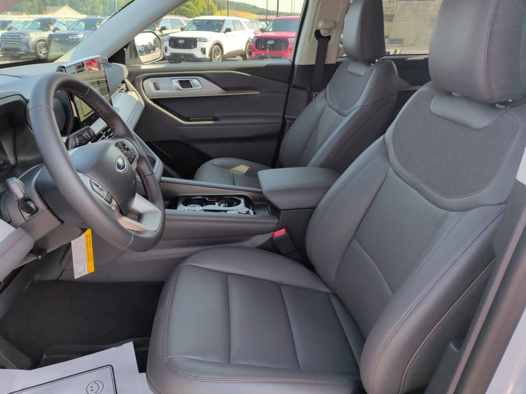New 2026 Ford Explorer Active w/ Active Comfort Package AWD/4WD image 17