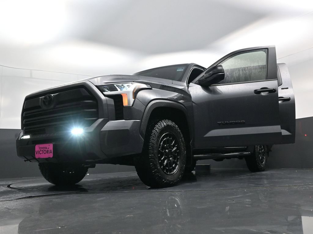 Used 2025 Toyota Tundra SR5 AWD/4WD image 27