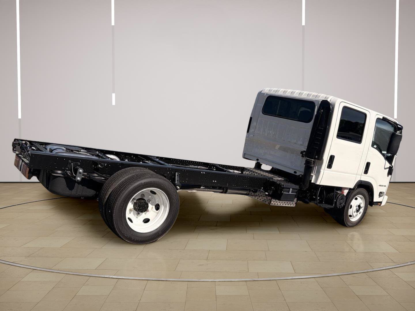 New 2027 Chevrolet Low Cab Forward RWD image 5
