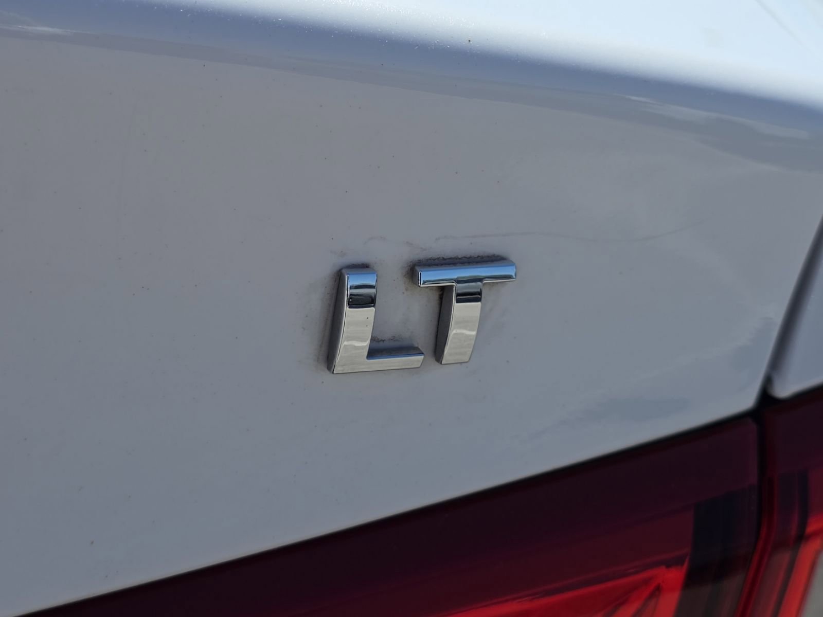 Used 2018 Chevrolet Malibu LT FWD image 9