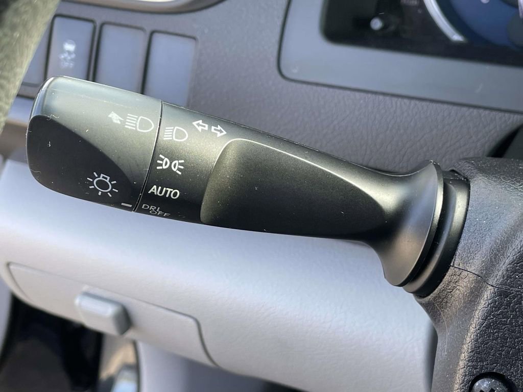 Used 2016 Toyota Camry LE image 21